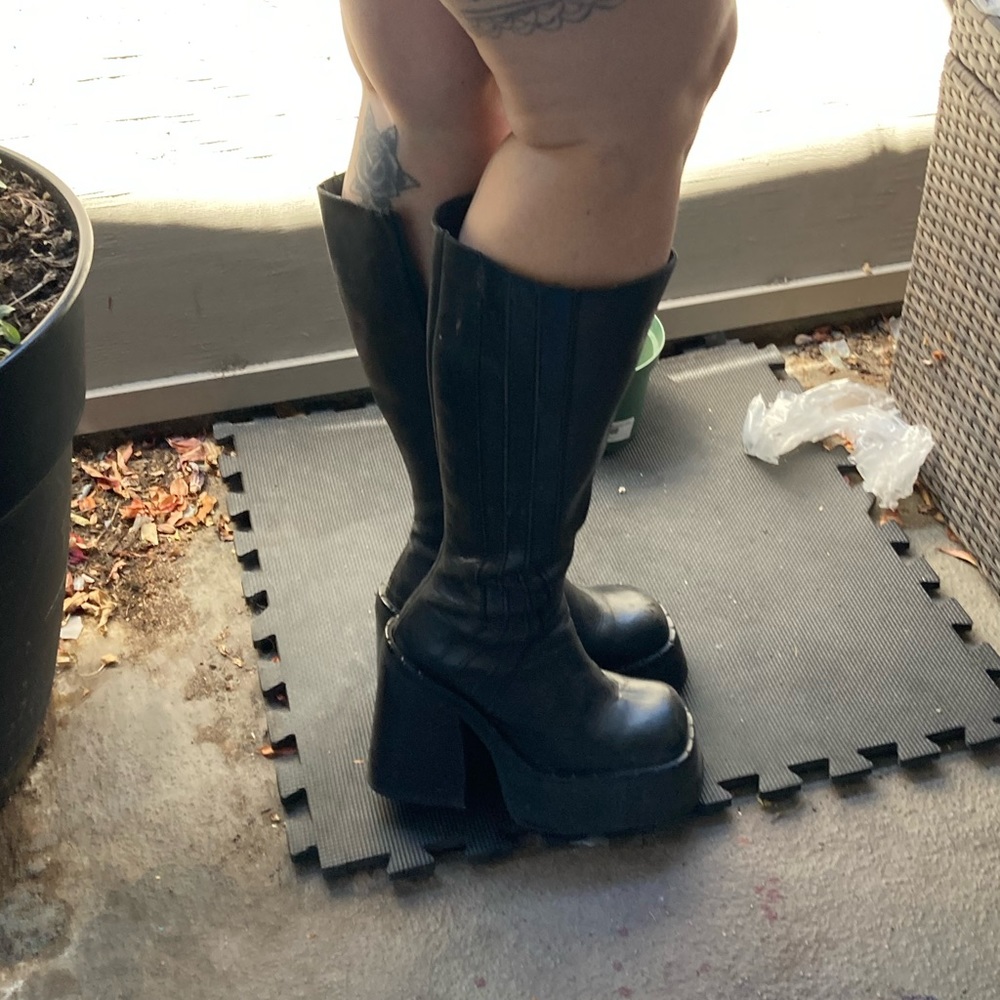 Sonax 90's Vintage Platform Boots - Gem